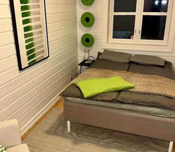 Panoramic Fjord View Near 卑爾根