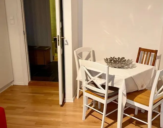 Panoramic Fjord View Near Apartment